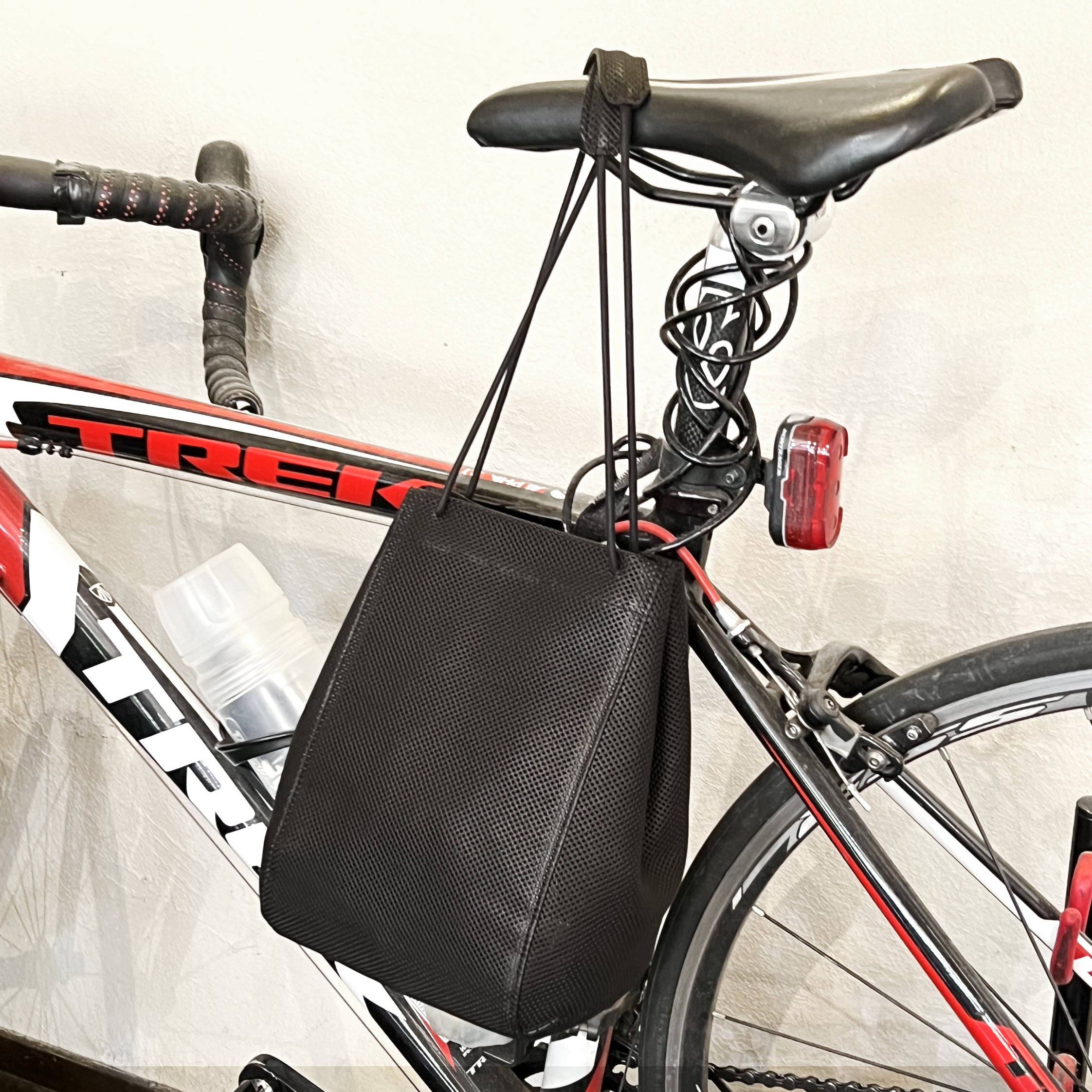 DRAWSTRING BAG (dots)｜HANDLE POUCH｜2WAY